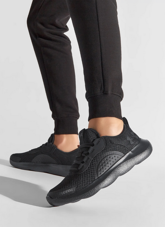 Under Armour Victory 2 Men Running Shoes - Black/Black