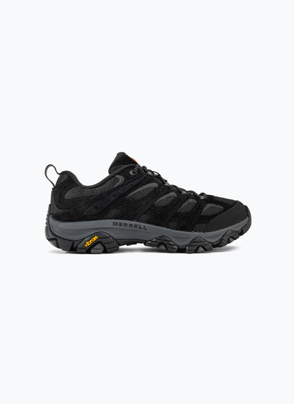Profile view of the lateral side of the Merrell Moab 3 Vent shoe in Black Night, displaying the dark grey midsole and yellow Vibram logo badge.