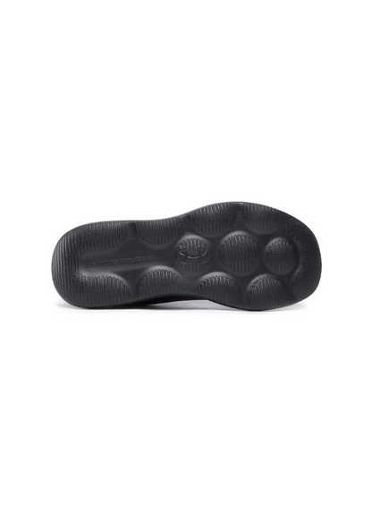 Under Armour Victory 2 Men Running Shoes - Black/Black
