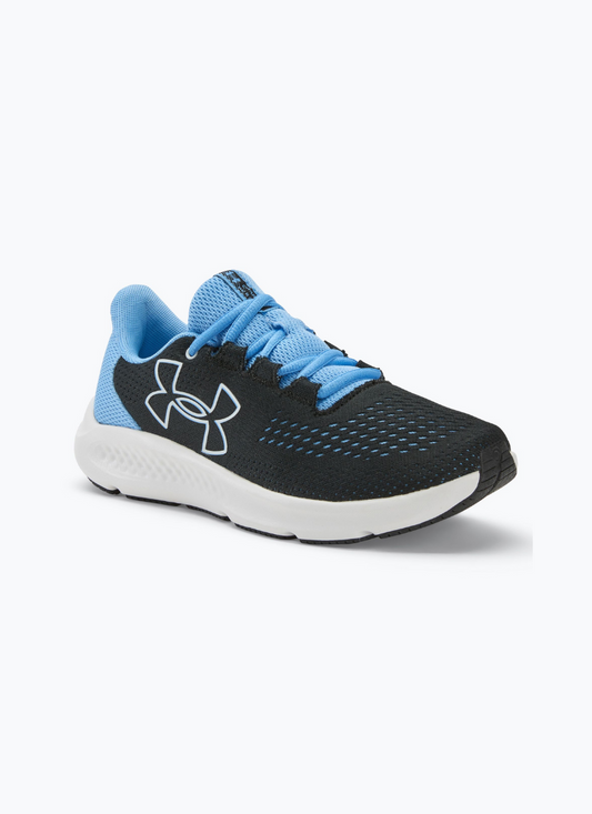 3/4 view of a pair of Under Armour Women's Charged Pursuit 3 in black and blue against a white background